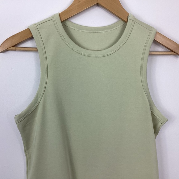 OGL Staple Everyday Tank Top Size Medium NWT - Picture 2 of 6